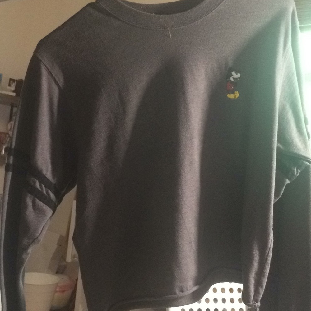 Grey Women’s Long-sleeved shirt